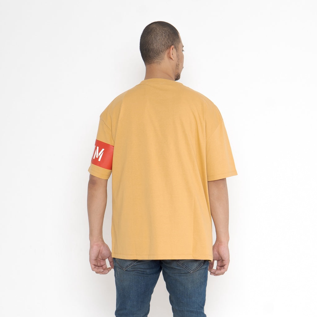 Short Journey Oxygen Armband Oversized T-Shirt - Mustard